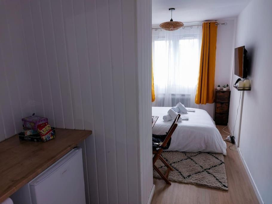 Le Sympathique - Petit Dejeuner, Netflix, Jacuzzi Rouen Buitenkant foto